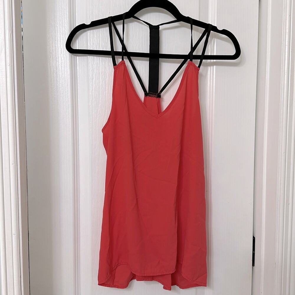 One clothing size M